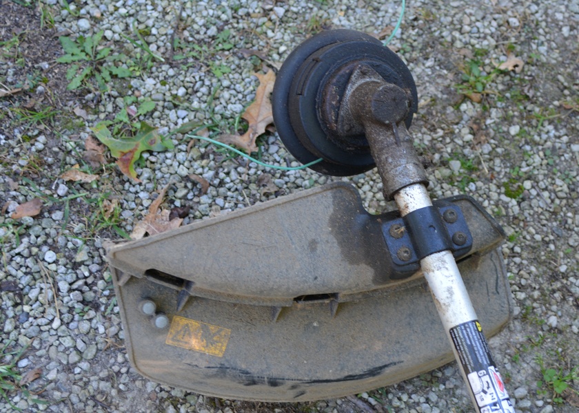 John Deer Gas Line Trimmer T105S EBTH